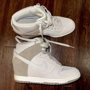 NIKE Women’s Dunk Sky Hi Suede Wedge Sneaker